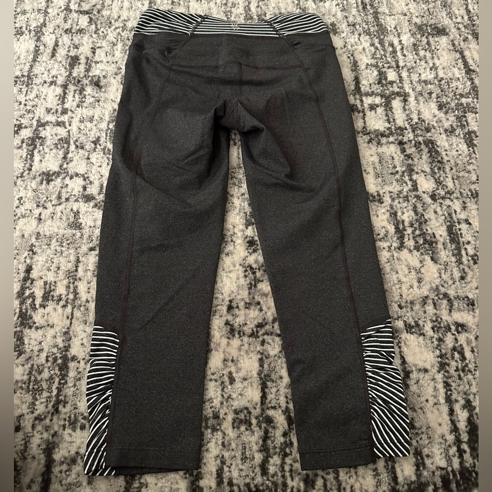Athleta Cropped Tight